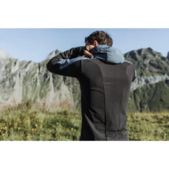 Quechua Hybride Fleece Wandelhoody MH920 Heren 32 Quechua Hybride Fleece Wandelhoody MH920 Heren -Modekleding hybride fleece jas voor wandelen heren mh920 met capuchon 14