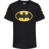 Kinder-T-shirt Met Korte Mouwen Hummel Batman 1 Kinder-T-shirt Met Korte Mouwen Hummel Batman -Modekleding kinder t shirt met korte mouwen hummel batman
