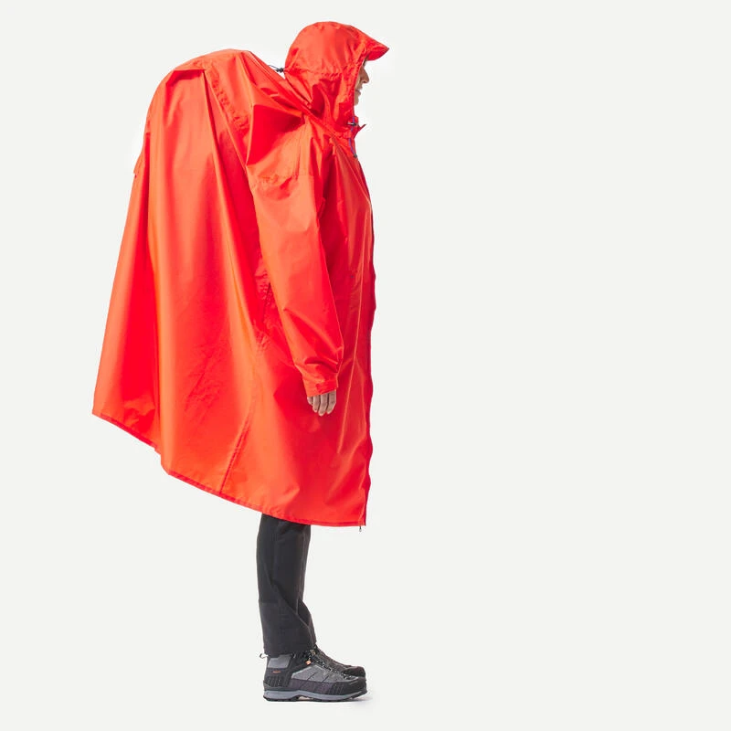 Quechua Regenponcho Voor Trekking MT900 Rood 75 Liter S/M 5 Quechua Regenponcho Voor Trekking MT900 Rood 75 Liter S/M - Afbeelding 3
