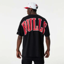 NEW ERA T-shirt Chicago Bulls NBA Infill Logo -Modekleding t shirt chicago bulls nba infill logo 1