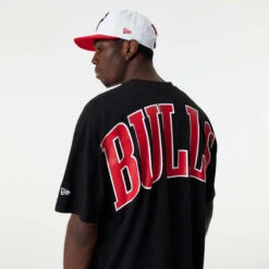 NEW ERA T-shirt Chicago Bulls NBA Infill Logo -Modekleding t shirt chicago bulls nba infill logo 2