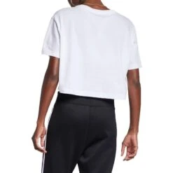 T-shirt Nike Sportswear Essential Cropped Logo, Wit, Dames -Modekleding t shirt nike sportswear essential cropped logo wit dames 1