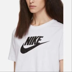 T-shirt Nike Sportswear Essential Cropped Logo, Wit, Dames -Modekleding t shirt nike sportswear essential cropped logo wit dames 3