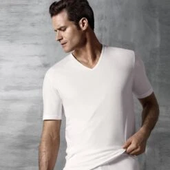 T-shirt Underwear Met V-hals Van Katoen Essentials -Modekleding t shirt underwear met v hals van katoen essentials 3