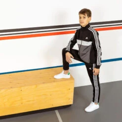 ADIDAS Trainingspak Voor Kinderen Colorblock Zwart 32 ADIDAS Trainingspak Voor Kinderen Colorblock Zwart -Modekleding trainingspak voor kinderen colorblock zwart 14
